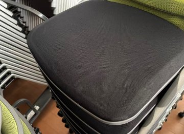 【4脚セット】 ウチダ ミーティングチェア 中古オフィスチェア パイプ椅子 内田洋行 スタッキングチェア 中古オフィス家具 MX-52の画像