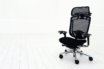 【ポリッシュ脚ピカピカ磨き有！】オカムラ コンテッサセコンダ 大型ヘッドレスト付 Contessa seconda 2018年製 中古 中古オフィス家具 ブラックの画像