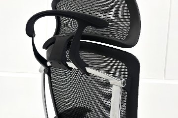 【ポリッシュ脚ピカピカ磨き有！】オカムラ コンテッサセコンダ 大型ヘッドレスト付 Contessa seconda 2018年製 中古 中古オフィス家具 ブラックの画像