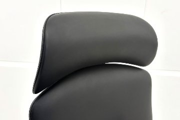 【ポリッシュ脚ピカピカ磨き有！】オカムラ コンテッサ 中古 大型ヘッドレスト付 OKAMURA Contessa 中古オフィス家具 ブラック 革 レザーの画像