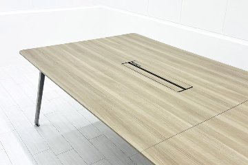【ポリッシュ脚ピカピカ磨き有！】 PRECEDE オカムラ プリシード 中古 大型会議テーブル ミーティングテーブル 中古オフィス家具 3200/1200/720の画像