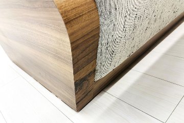 201° 【3点セット】LTL - SOFA ハイバックベンチ LTL - DESK ミーティングテーブル 中古 中古オフィス家具の画像