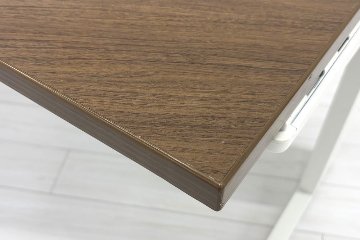 オカムラ ブーメランデスク 120° 1100mm 中古 事務机 中古オフィス家具 ダークブラウン系色の画像