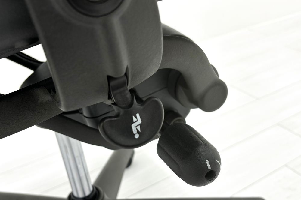 Herman Miller Aeron Chairs アーロンチェア 中古 Bサイズ フル装備 ハーマンミラー 中古オフィス家具 肘ダイヤル シリンダー交換済みの画像