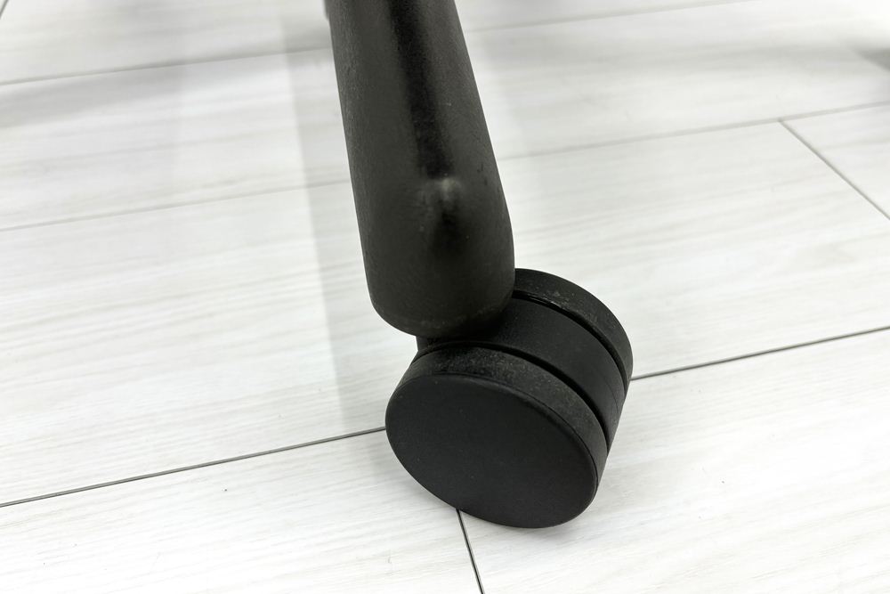 Herman Miller Aeron Chairs アーロンチェア 中古 Bサイズ フル装備 ハーマンミラー 中古オフィス家具 肘ダイヤル シリンダー交換済みの画像