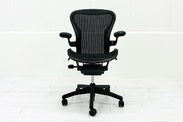 Herman Miller Aeron Chairs アーロンチェア 中古 Bサイズ フル装備 ハーマンミラー 中古オフィス家具 肘ダイヤル シリンダー交換済みの画像