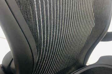 アーロンチェア 中古 Bサイズ フル装備 ハーマンミラー Herman Miller Aeron Chairs 中古オフィス家具 肘レバー シリンダー交換済みの画像