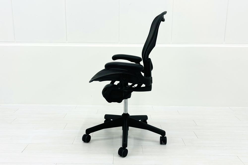 アーロンチェア 中古 ハーマンミラー Bサイズ | 中古オフィス家具専門