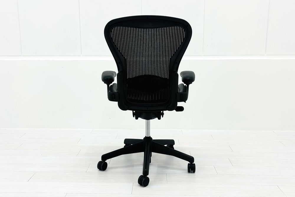 【消耗パーツ交換】 Aeron Chairs アーロンチェア 中古 Bサイズ フル装備 ハーマンミラー Herman Miller 中古オフィス家具 ランバーサポート 肘ダイヤルの画像