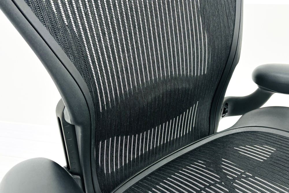 【消耗パーツ交換】 Aeron Chairs アーロンチェア 中古 Bサイズ フル装備 ハーマンミラー Herman Miller 中古オフィス家具 ランバーサポート 肘ダイヤルの画像