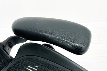 【消耗パーツ交換】 Aeron Chairs アーロンチェア 中古 Bサイズ フル装備 ハーマンミラー Herman Miller 中古オフィス家具 ランバーサポート 肘ダイヤルの画像