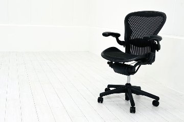 【消耗パーツ交換】 Herman Miller Aeron Chairs アーロンチェア 中古 Bサイズ フル装備 ハーマンミラー ランバーサポート 中古オフィス家具 肘レバータイプの画像