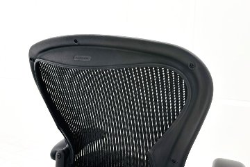 【消耗パーツ交換】 Herman Miller Aeron Chairs アーロンチェア 中古 Bサイズ フル装備 ハーマンミラー ランバーサポート 中古オフィス家具 肘レバータイプの画像