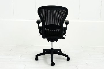 【消耗パーツ交換】 Herman Miller Aeron Chairs アーロンチェア 中古 Bサイズ フル装備 ハーマンミラー ランバーサポート 中古オフィス家具 肘レバータイプの画像