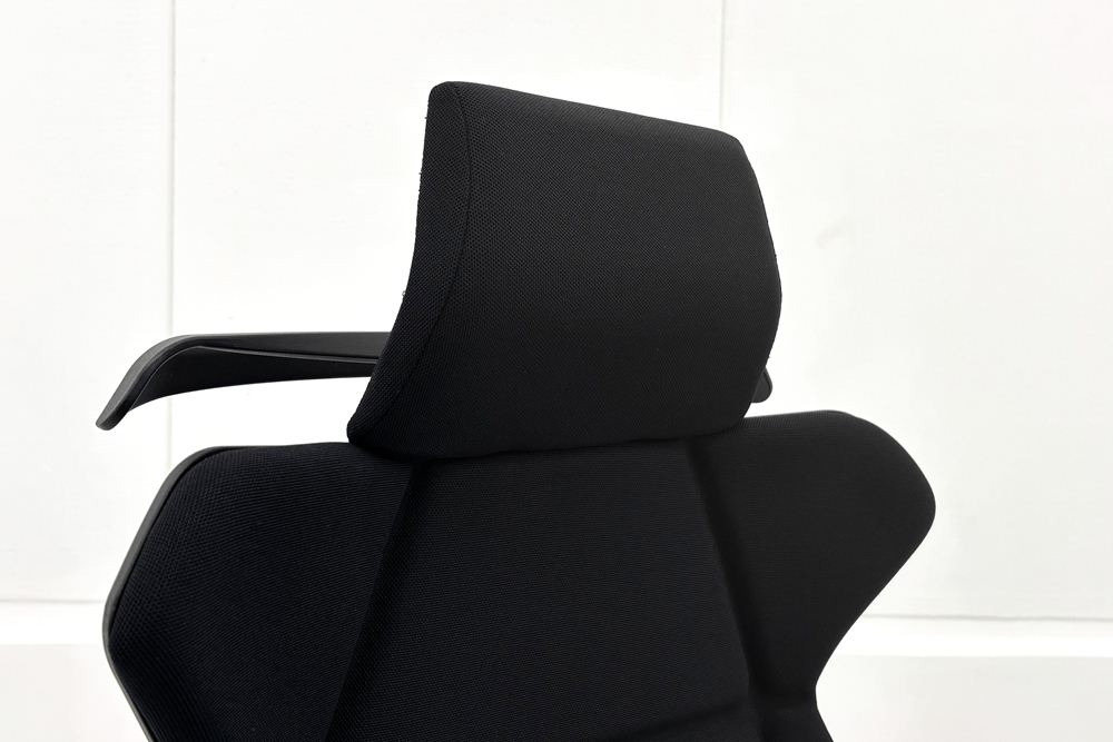 イトーキ フリップフラップチェア 2019年製 中古 エクストラハイバック 事務椅子 ITOKI FLIP FLAP 中古オフィス家具 ブラックの画像