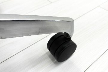 イトーキ フリップフラップチェア 2019年製 中古 エクストラハイバック 事務椅子 ITOKI FLIP FLAP 中古オフィス家具 ブラックの画像