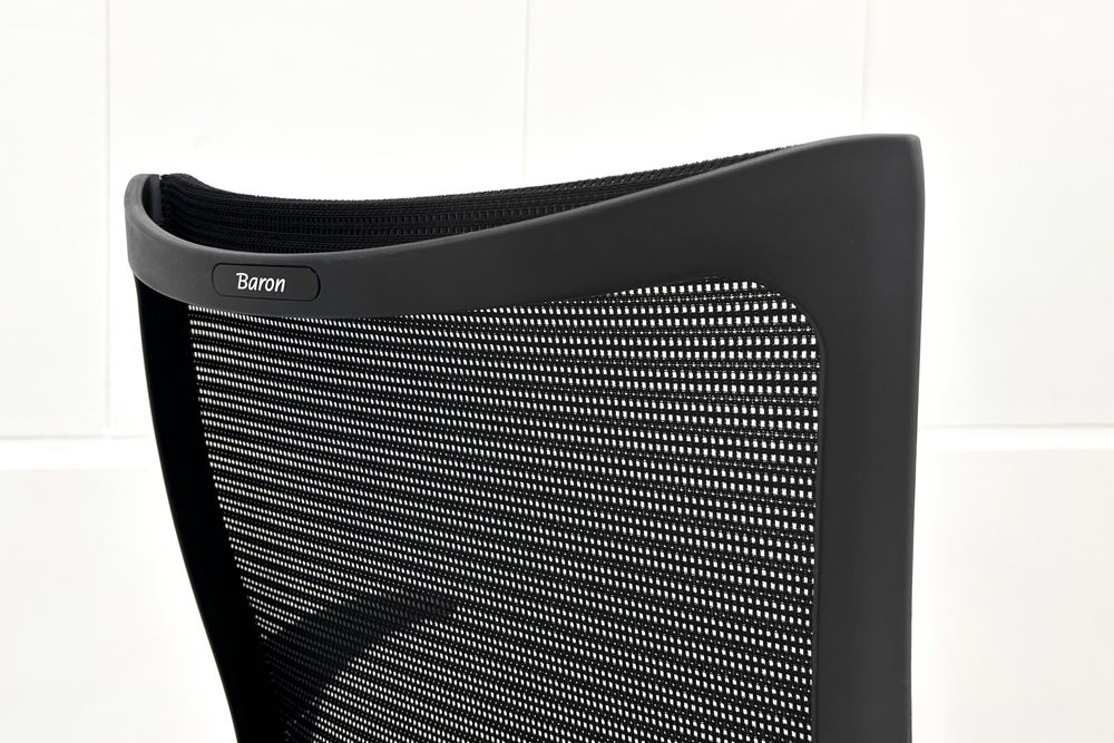 【ポリッシュ脚ピカピカ磨き有！】Baron Chair バロンチェア オカムラ 中古 固定肘 中古オフィス家具 ハイバックメッシュ ブラックの画像