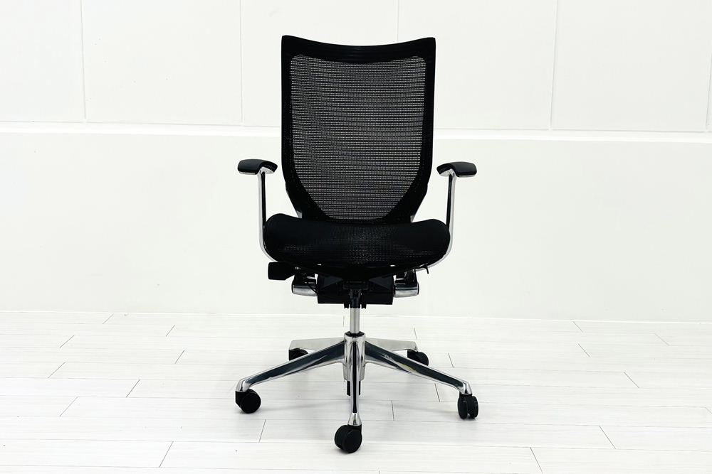 【ポリッシュ脚ピカピカ磨き有！】Baron Chair バロンチェア オカムラ 中古 固定肘 中古オフィス家具 ハイバックメッシュ ブラックの画像