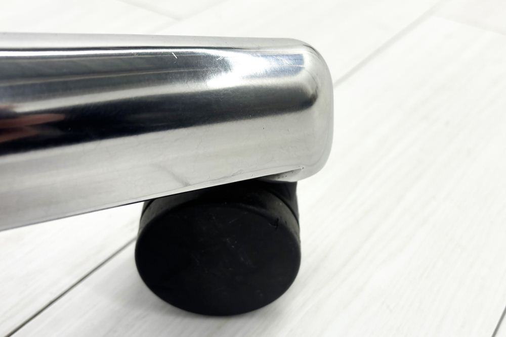 【ポリッシュ脚ピカピカ磨き】 ハーマンミラー アーロンチェア Cサイズ フル装備 中古 ポスチャーフィット Herman Miller Aeron Chair 中古オフィス家具 肘レバーの画像
