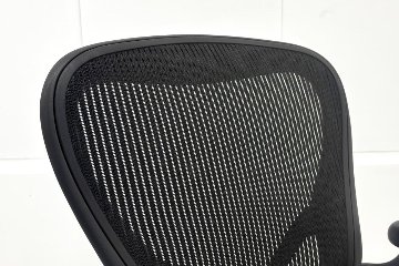 【ポリッシュ脚ピカピカ磨き】 ハーマンミラー アーロンチェア Cサイズ フル装備 中古 ポスチャーフィット Herman Miller Aeron Chair 中古オフィス家具 肘レバーの画像