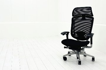 オカムラ コンテッサチェア 中古 エクストラハイバック 大型ヘッドレスト Contessa 中古オフィス家具 ブラックの画像