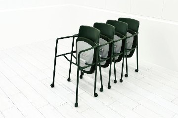ミーティングチェア コクヨ エニーシリーズ 【4脚セット】 中古 ネスティングチェア 会議椅子 中古オフィス家具 多目的チェア グリーンの画像