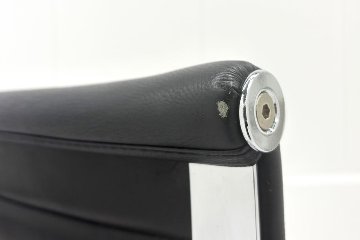 【リプロダクト品】 アルミナムチェア 中古 エグゼクティブチェア レザー ブラックの画像