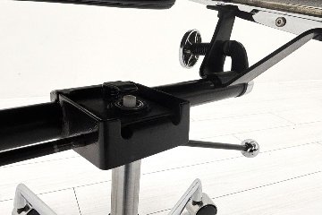 【リプロダクト品】 アルミナムチェア 中古 エグゼクティブチェア レザー ブラックの画像