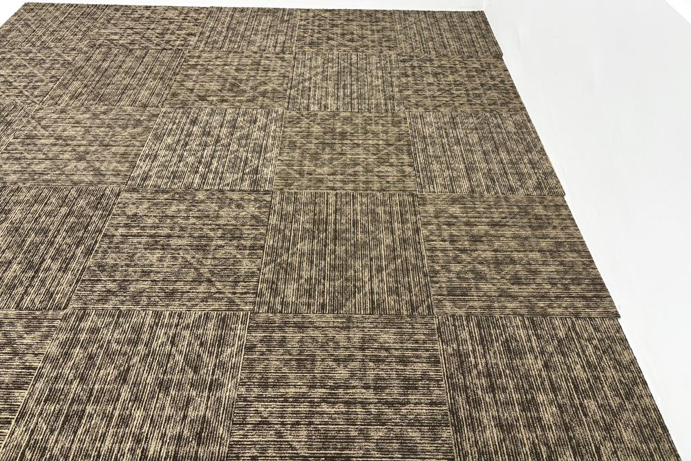 中古 タイルカーペット 東リ 大量 50枚セット 中古カーペット マット 中古オフィス家具 【NO.５６】の画像