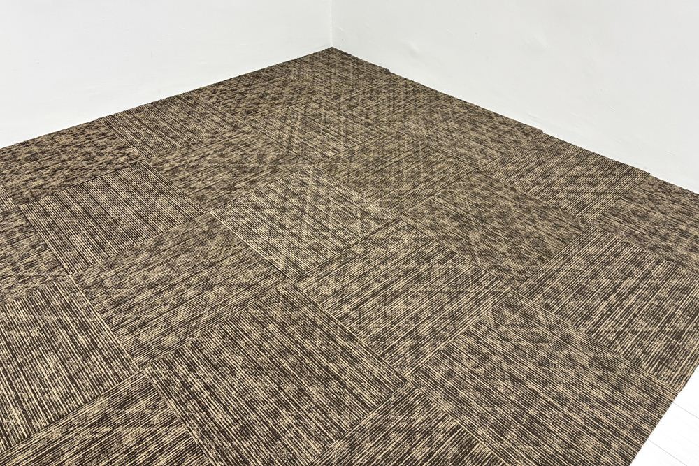中古 タイルカーペット 東リ 大量 50枚セット 中古カーペット マット 中古オフィス家具 【NO.５６】の画像