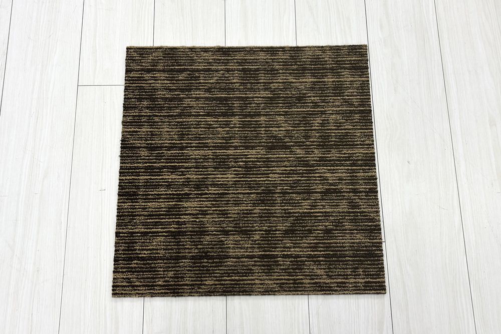 中古 タイルカーペット 東リ 大量 50枚セット 中古カーペット マット 中古オフィス家具 【NO.５６】の画像