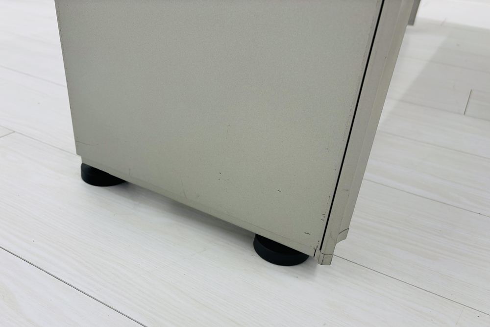 イトーキ 中古 L型デスク L字デスク 角テーブル L型机 L字机 中古オフィス家具 1600/1200/720 左ラウンドの画像