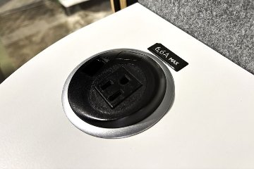 フラメリー 遮音ブース Framery 中古 フルクローズ型ワークブース 個室防音ブース フォンブース 中古オフィス家具 1000/1000/2210の画像