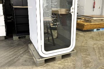 フラメリー 遮音ブース Framery 中古 フルクローズ型ワークブース 個室防音ブース フォンブース 中古オフィス家具 1000/1000/2210の画像