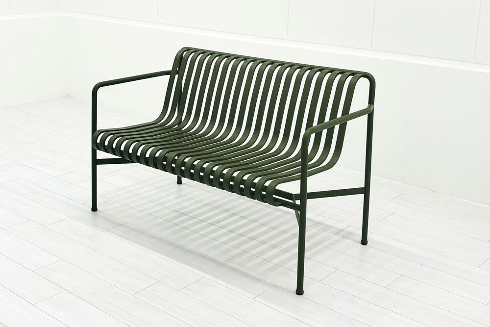 HAY PALISSADE DINING BENCH ヘイ パリセイド ダイニングベンチ 中古 中古オフィス家具 オリーブ 1280/700/800の画像