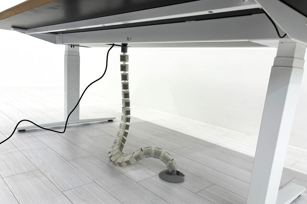 電動昇降テーブル オカムラ スイフト ミーティングテーブル 会議机 中古オフィス家具 会議テーブル 2100/1100/710～1260の画像