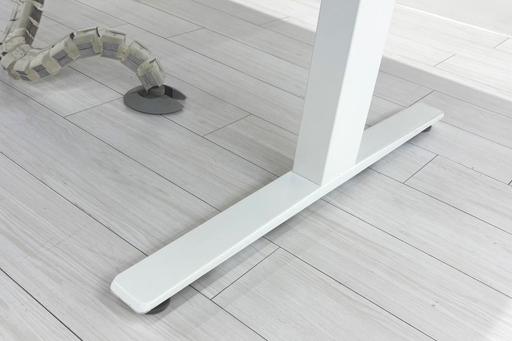 オカムラ スイフト 幅2100mm 電動昇降テーブル | 中古オフィス家具専門