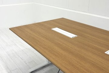 電動昇降テーブル オカムラ スイフト ミーティングテーブル 会議机 中古オフィス家具 会議テーブル 2100/1100/710～1260の画像