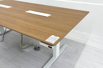 電動昇降テーブル オカムラ スイフト ミーティングテーブル 会議机 中古オフィス家具 会議テーブル 2100/1100/710～1260の画像