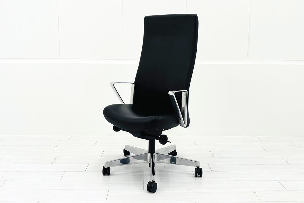 【ポリッシュ脚ピカピカ磨き有！】 ノール Knoll ノル リミックスチェア 中古 2020年製 ハイバック アルミループ肘 アルミミラー脚 ブラック レザーの画像