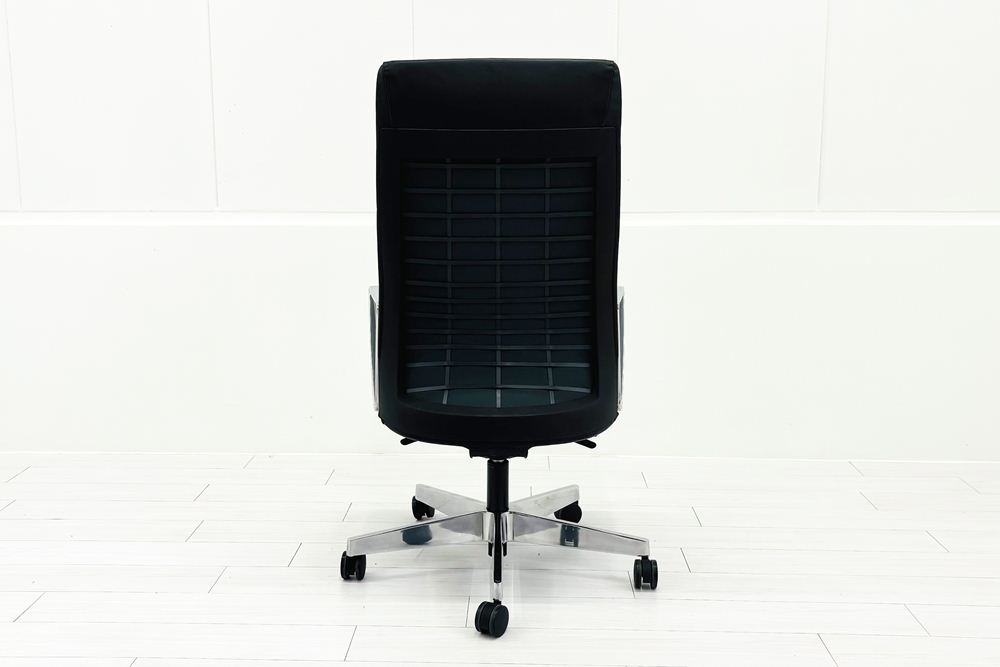 【ポリッシュ脚ピカピカ磨き有！】 ノール Knoll ノル リミックスチェア 中古 2020年製 ハイバック アルミループ肘 アルミミラー脚 ブラック レザーの画像