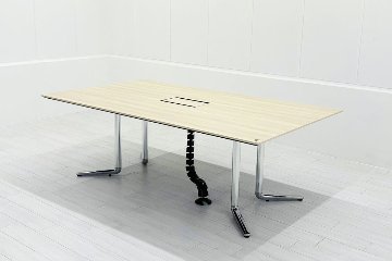 オカムラ ラティオ3 会議机 幅2100 | 中古オフィス家具専門店の