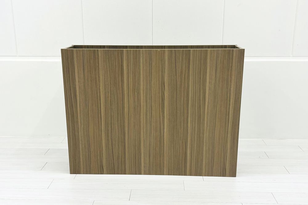 イトーキ プラントボックス ハイタイプ 造花付き 中古 フェイクグリーン 間地切り 中古オフィス家具 フラワースタンド 1200/300/900の画像