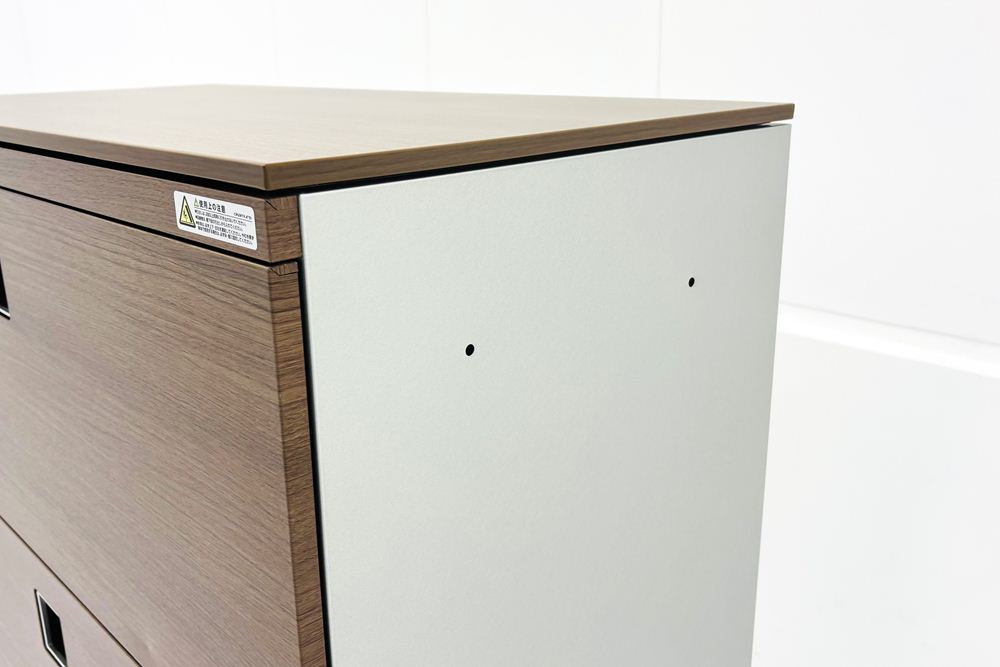 オカムラ レクトライン 3段ラテラル書庫 スチール 中古 キャビネット スチール書庫 中古オフィス家具 ネオウッドダーク シリンダー錠 900/450/1120の画像