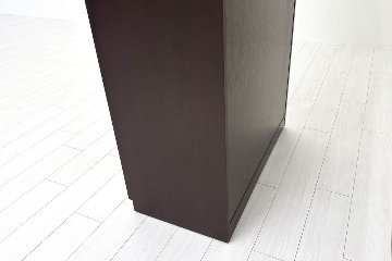 オカムラ ガラス書庫 ガラス書架 収納家具 中古書架 中古オフィス家具 役員収納家具 900/450/1810の画像