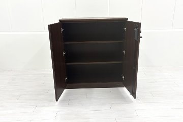 DX-4Nシリーズ オカムラ 役員家具 中古 両開き書庫 中古オフィス家具 900/465/1015の画像