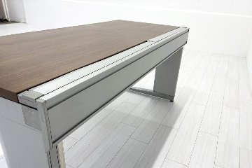 【3段ワゴンセット】 オカムラ 中古 平机 プロステージクレスト 中古デスク 中古机 中古オフィス家具 1600/700/720の画像