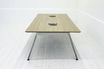 イトーキ アフィーノ 中古 幅2400 ミーティングテーブル 大型会議テーブル 中古オフィス家具 2400/1200/720の画像