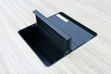 イトーキ アフィーノ 中古 幅2400 ミーティングテーブル 大型会議テーブル 中古オフィス家具 2400/1200/720の画像