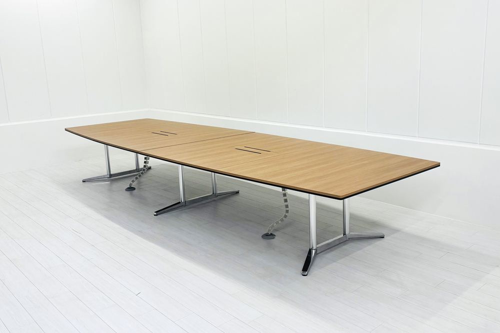 オカムラ ラティオ 中古 大型会議テーブル 幅4800 ミーティングテーブル 会議机 中古オフィス家具 4800/1500/720の画像
